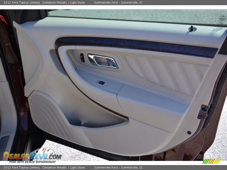 Door Panel of 2012 Ford Taurus Limited Photo #21