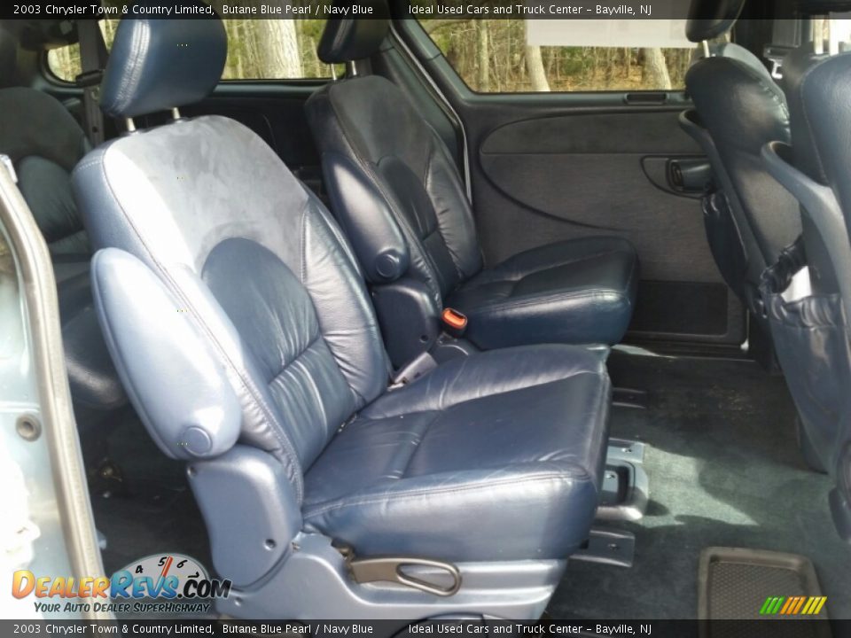 2003 Chrysler Town & Country Limited Butane Blue Pearl / Navy Blue Photo #11