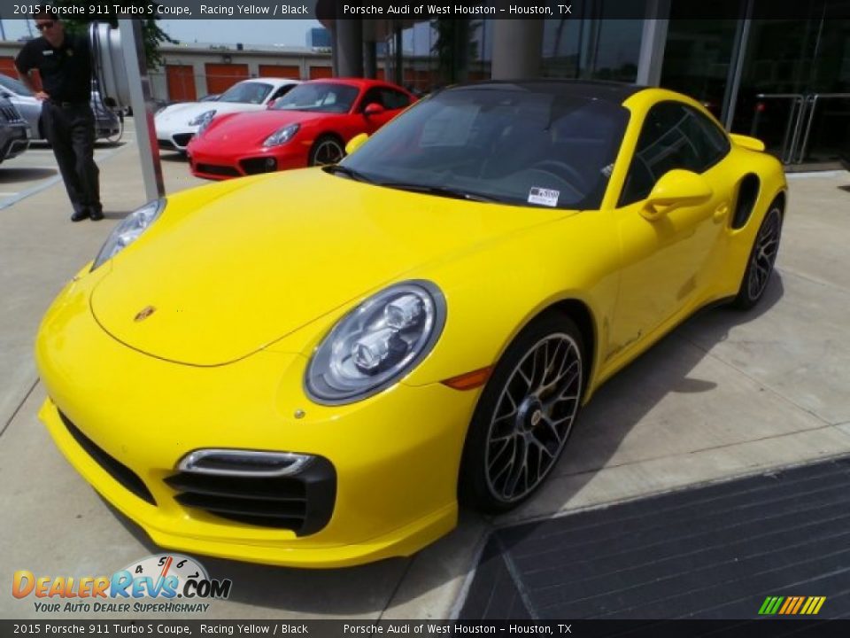 Front 3/4 View of 2015 Porsche 911 Turbo S Coupe Photo #3