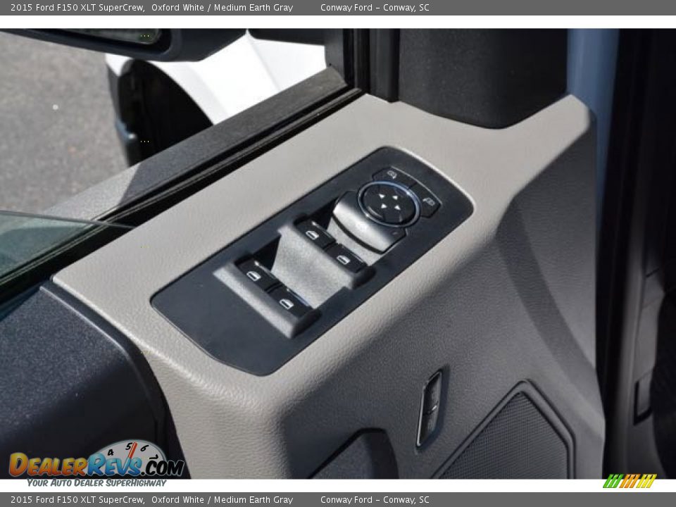 2015 Ford F150 XLT SuperCrew Oxford White / Medium Earth Gray Photo #16