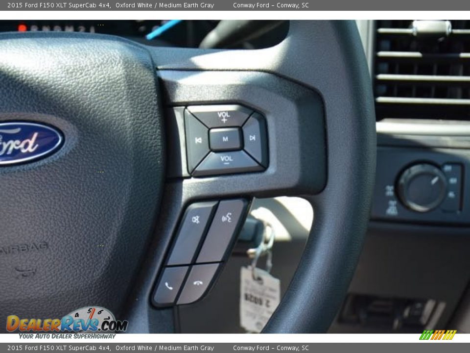 2015 Ford F150 XLT SuperCab 4x4 Oxford White / Medium Earth Gray Photo #21