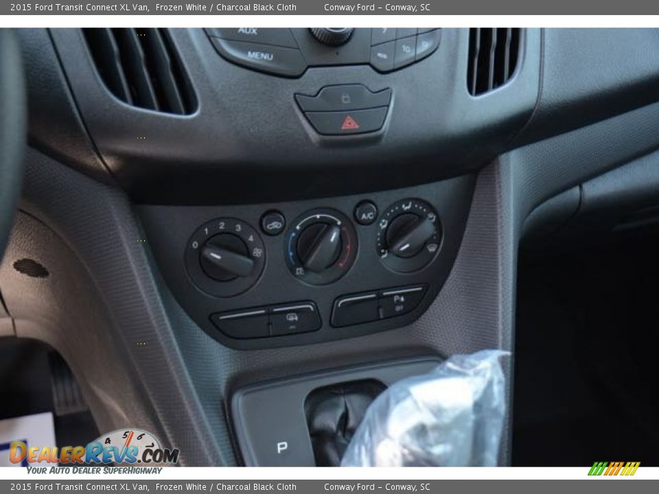 2015 Ford Transit Connect XL Van Frozen White / Charcoal Black Cloth Photo #23