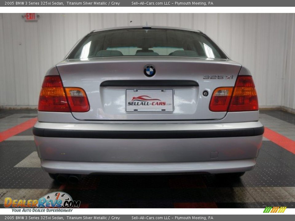 2005 BMW 3 Series 325xi Sedan Titanium Silver Metallic / Grey Photo #9