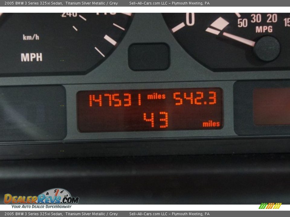 2005 BMW 3 Series 325xi Sedan Titanium Silver Metallic / Grey Photo #26