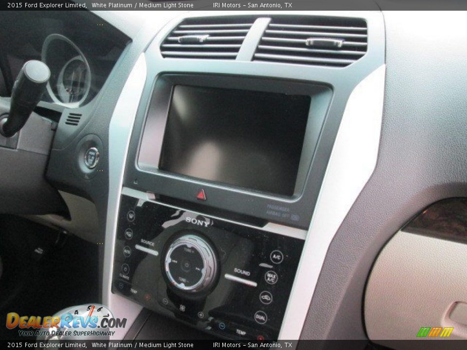 2015 Ford Explorer Limited White Platinum / Medium Light Stone Photo #34