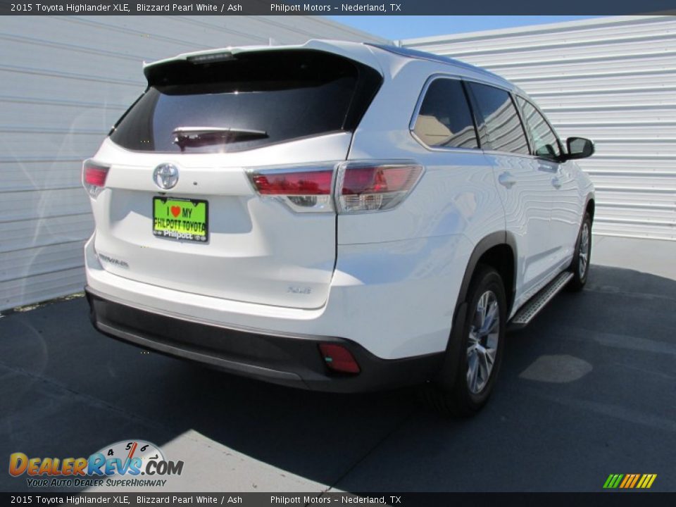 2015 Toyota Highlander XLE Blizzard Pearl White / Ash Photo #4