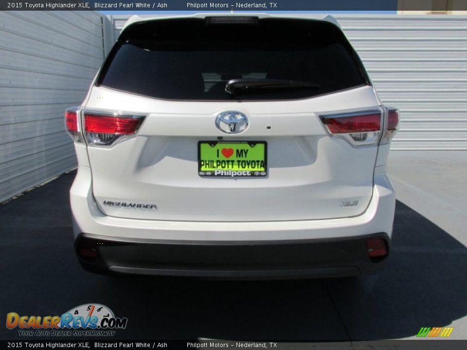 2015 Toyota Highlander XLE Blizzard Pearl White / Ash Photo #5