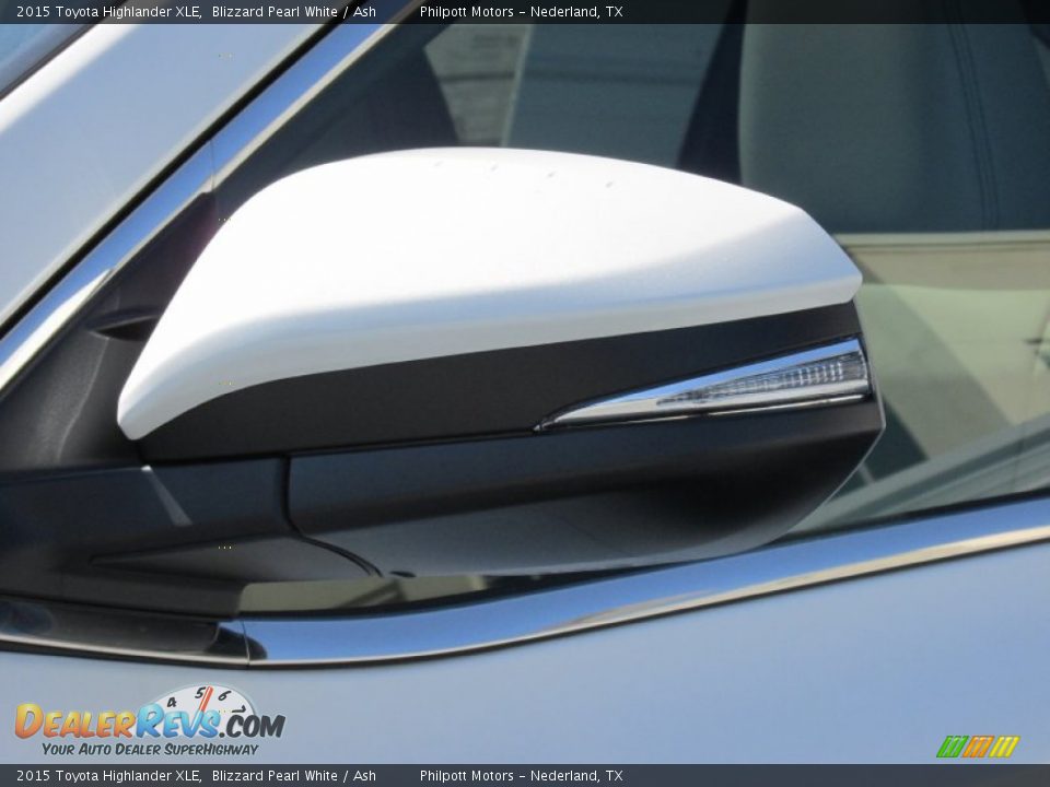 2015 Toyota Highlander XLE Blizzard Pearl White / Ash Photo #13