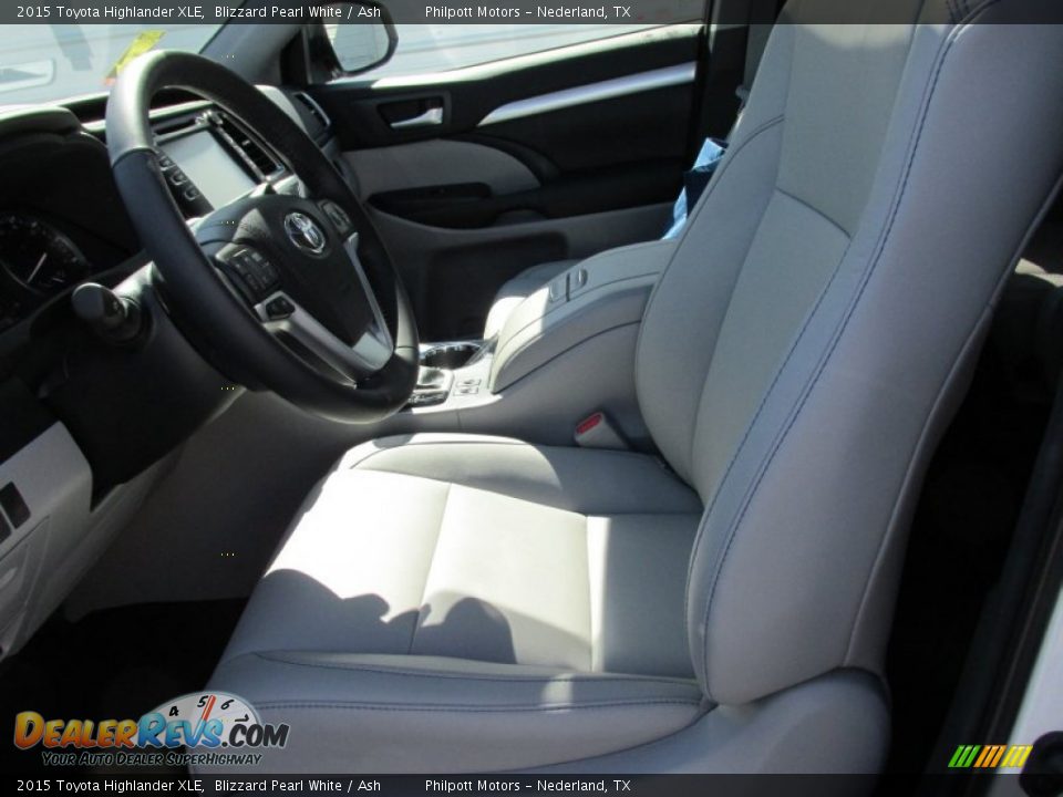 2015 Toyota Highlander XLE Blizzard Pearl White / Ash Photo #23