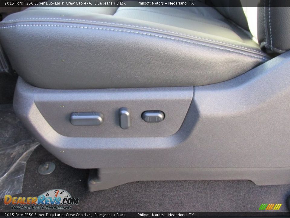 2015 Ford F250 Super Duty Lariat Crew Cab 4x4 Blue Jeans / Black Photo #26