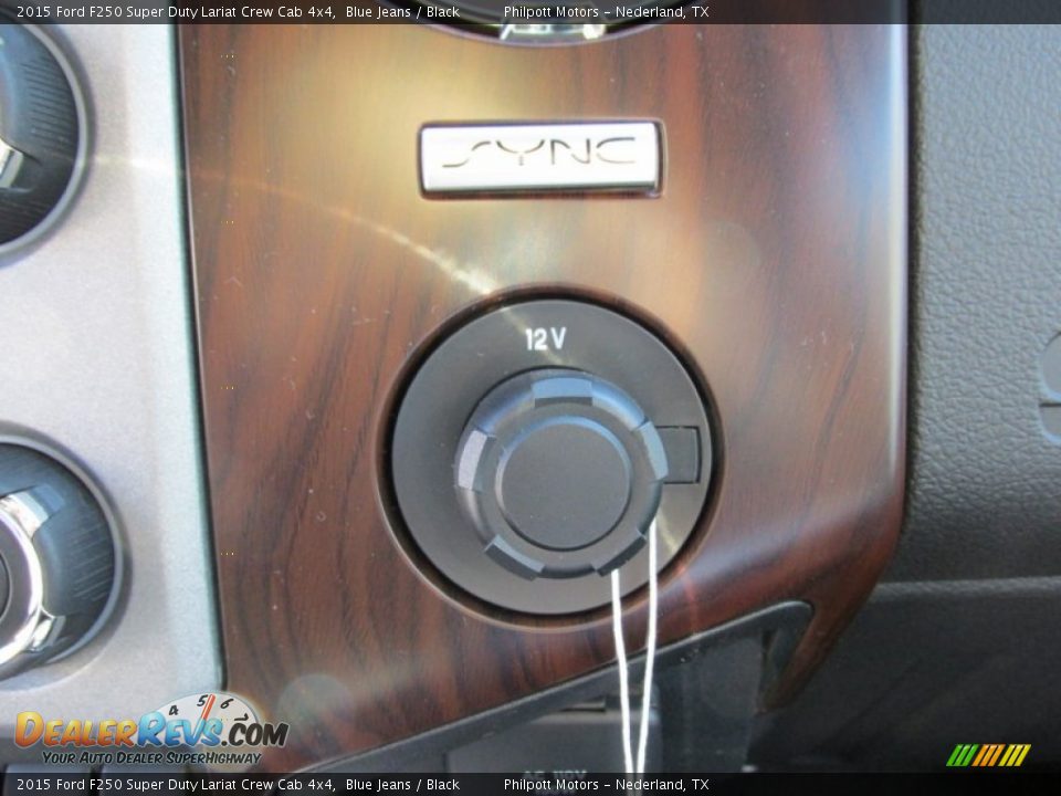 2015 Ford F250 Super Duty Lariat Crew Cab 4x4 Blue Jeans / Black Photo #33