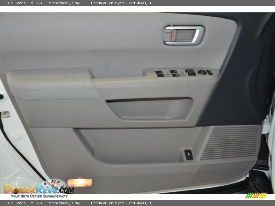 2015 Honda Pilot EX-L Taffeta White / Gray Photo #8