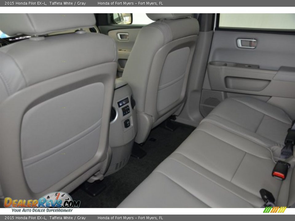 2015 Honda Pilot EX-L Taffeta White / Gray Photo #19