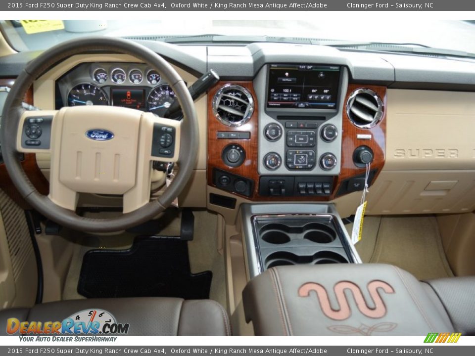 2015 Ford F250 Super Duty King Ranch Crew Cab 4x4 Oxford White / King Ranch Mesa Antique Affect/Adobe Photo #12