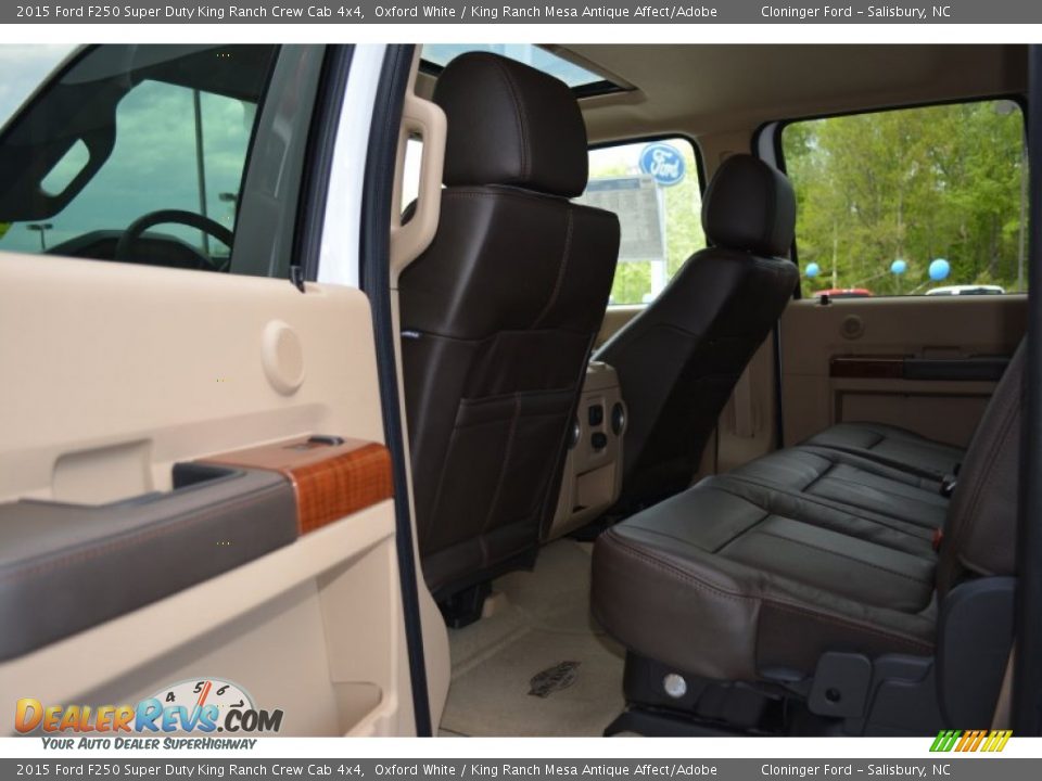 2015 Ford F250 Super Duty King Ranch Crew Cab 4x4 Oxford White / King Ranch Mesa Antique Affect/Adobe Photo #13