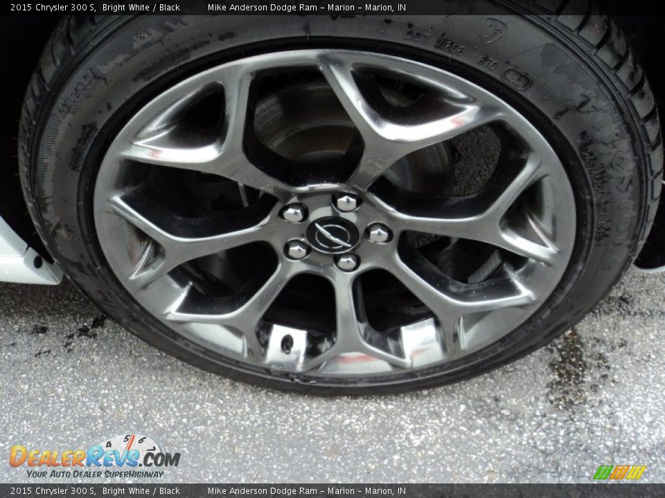 2015 Chrysler 300 S Bright White / Black Photo #10