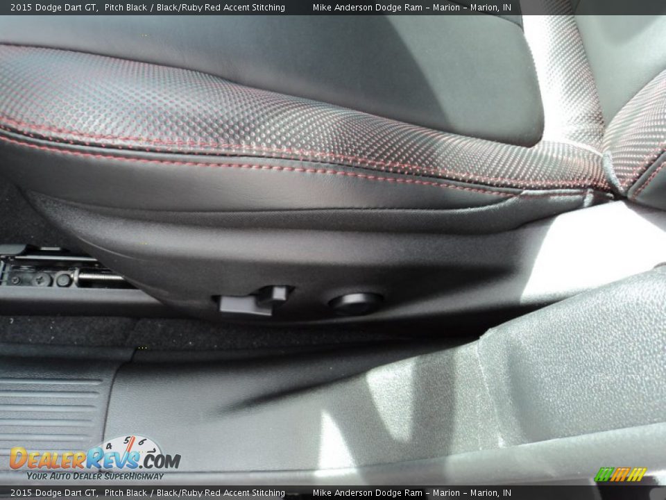 2015 Dodge Dart GT Pitch Black / Black/Ruby Red Accent Stitching Photo #14