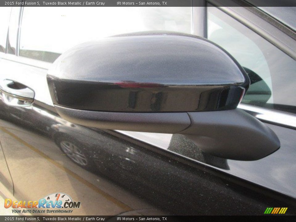 2015 Ford Fusion S Tuxedo Black Metallic / Earth Gray Photo #4