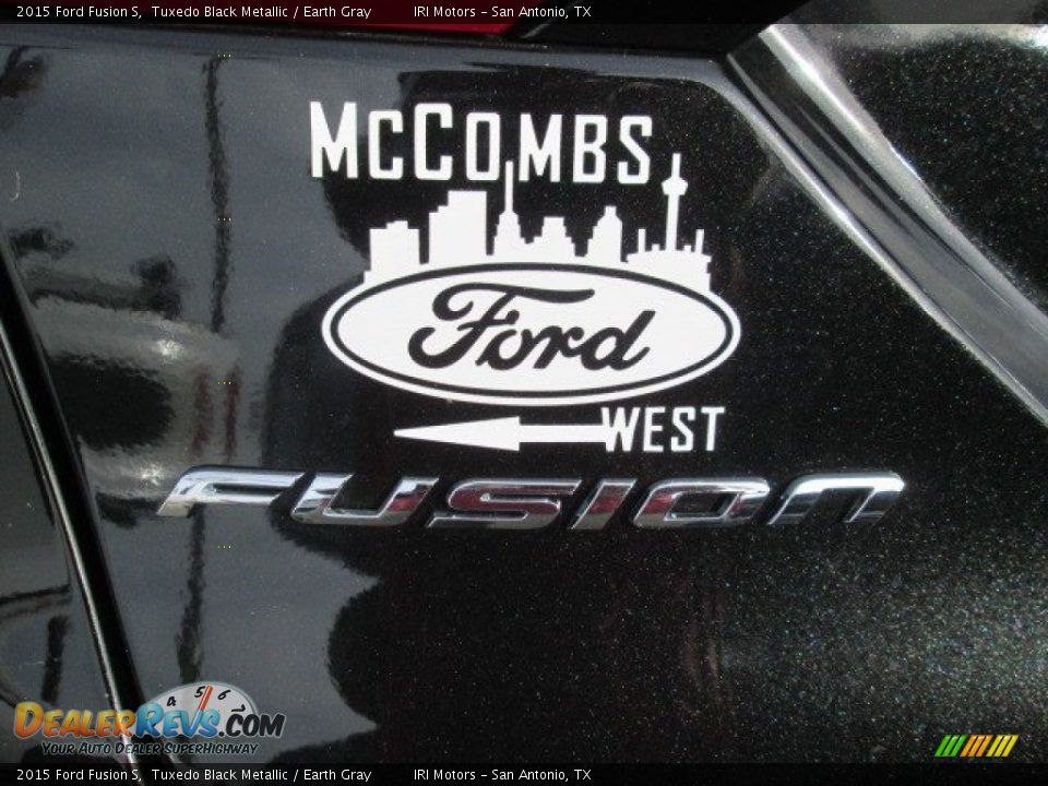 2015 Ford Fusion S Tuxedo Black Metallic / Earth Gray Photo #8