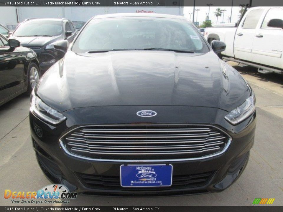 2015 Ford Fusion S Tuxedo Black Metallic / Earth Gray Photo #12