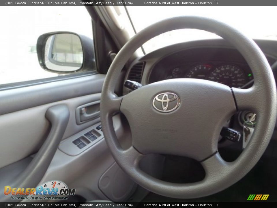 2005 Toyota Tundra SR5 Double Cab 4x4 Phantom Gray Pearl / Dark Gray Photo #33