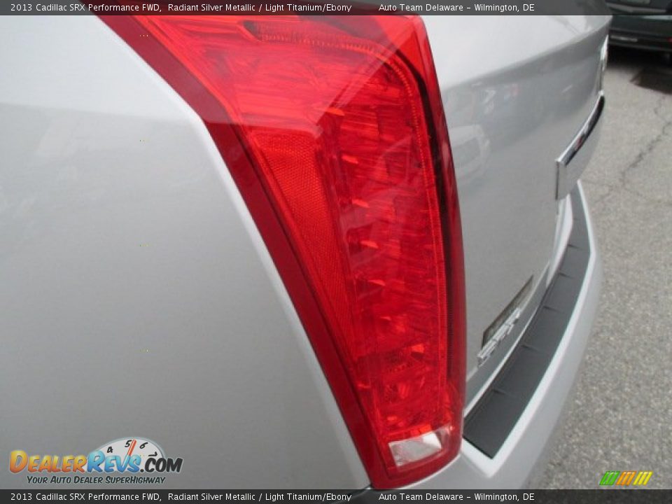 2013 Cadillac SRX Performance FWD Radiant Silver Metallic / Light Titanium/Ebony Photo #24