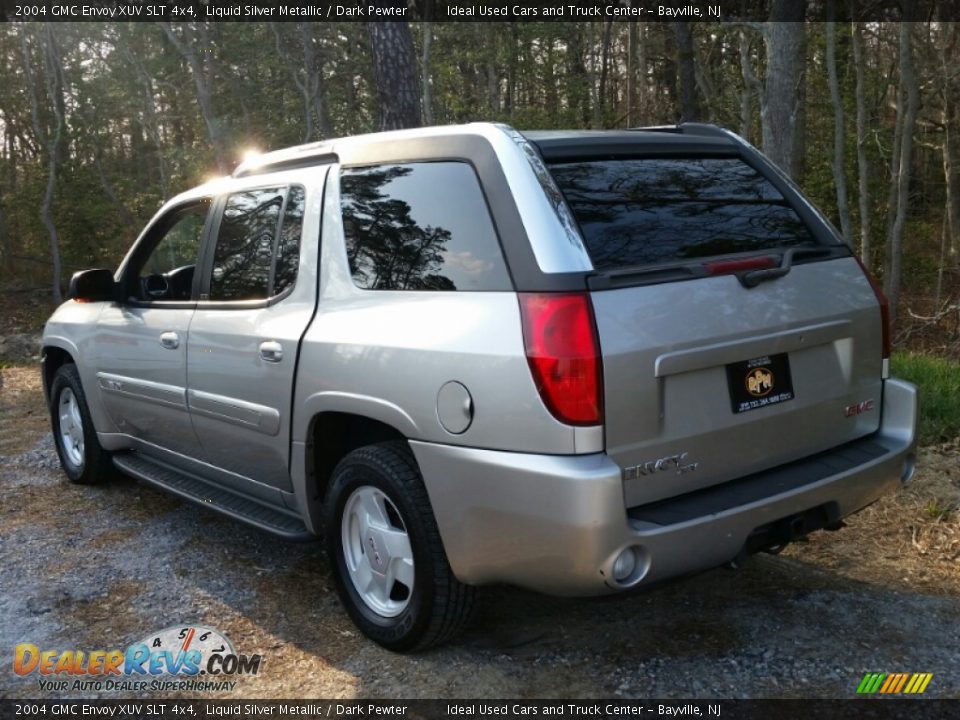 2004 GMC Envoy XUV SLT 4x4 Liquid Silver Metallic / Dark Pewter Photo #4