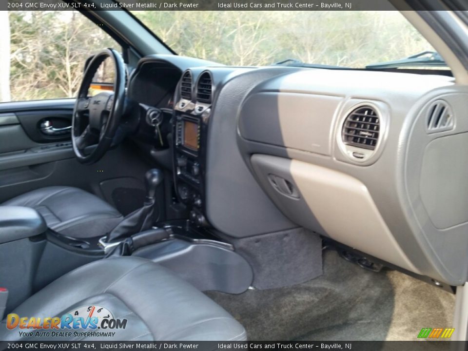 2004 GMC Envoy XUV SLT 4x4 Liquid Silver Metallic / Dark Pewter Photo #8
