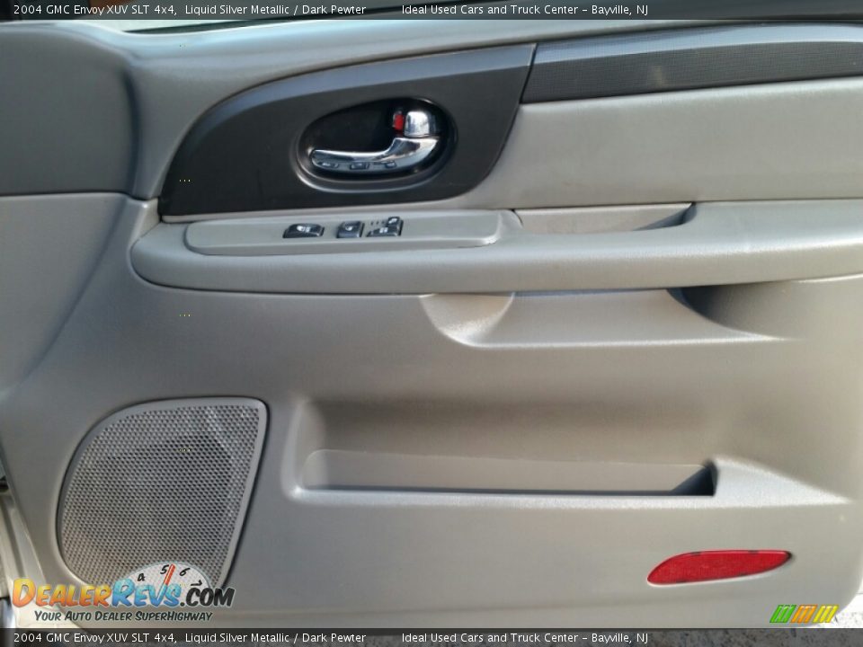 2004 GMC Envoy XUV SLT 4x4 Liquid Silver Metallic / Dark Pewter Photo #10