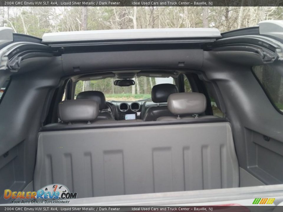 2004 GMC Envoy XUV SLT 4x4 Liquid Silver Metallic / Dark Pewter Photo #29