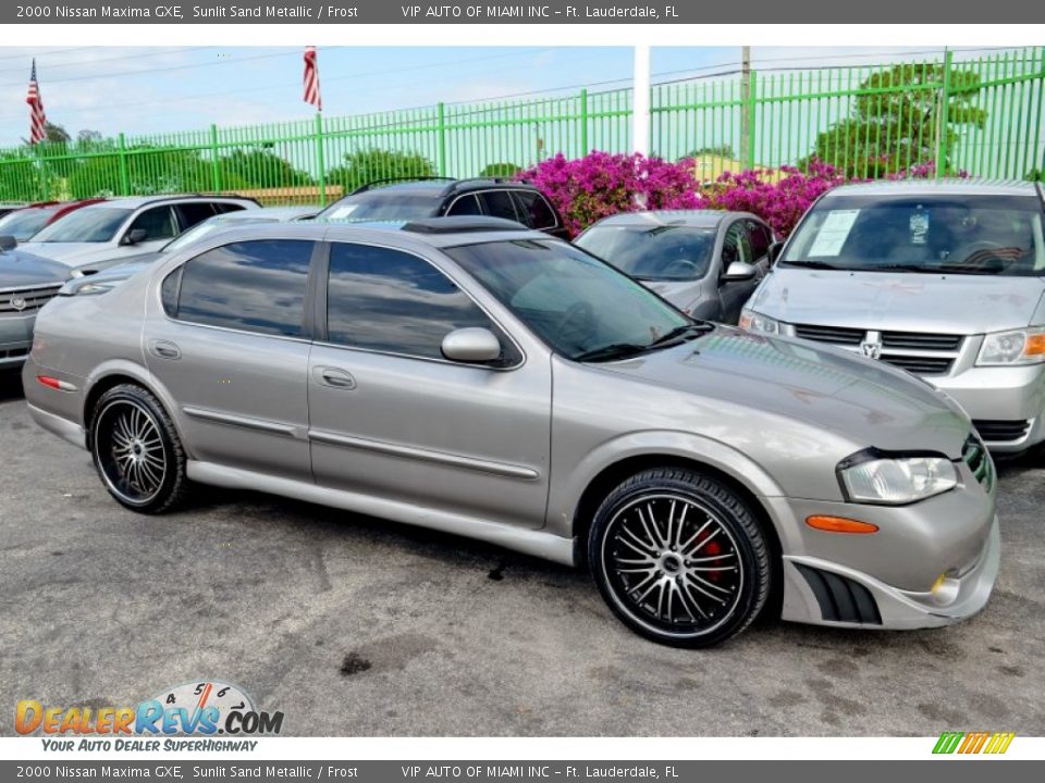 2000 Nissan Maxima GXE Sunlit Sand Metallic / Frost Photo #6
