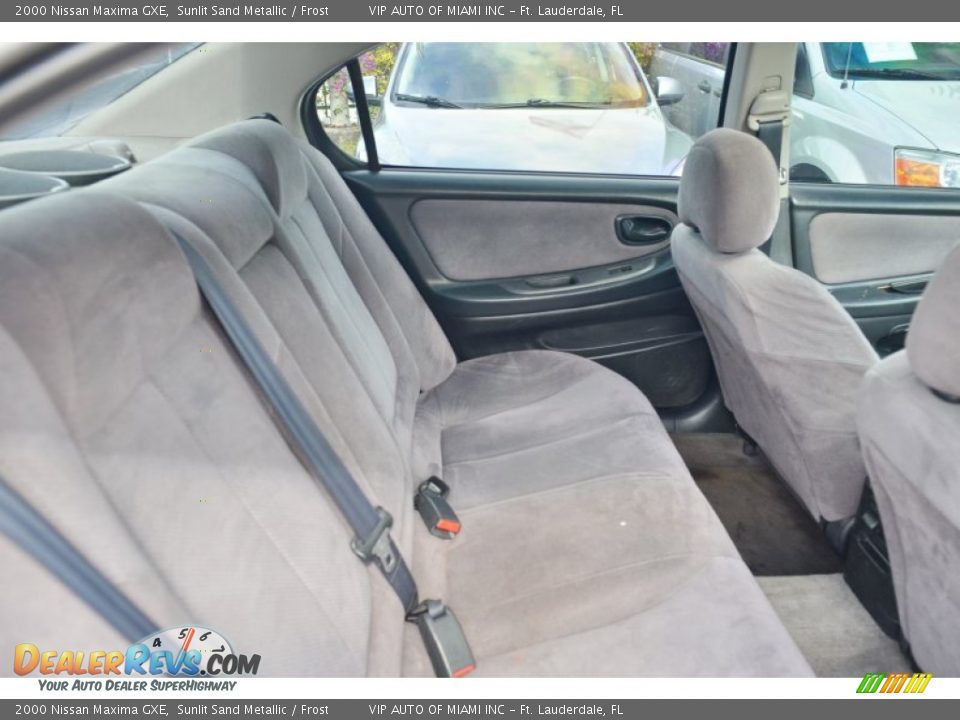 2000 Nissan Maxima GXE Sunlit Sand Metallic / Frost Photo #15