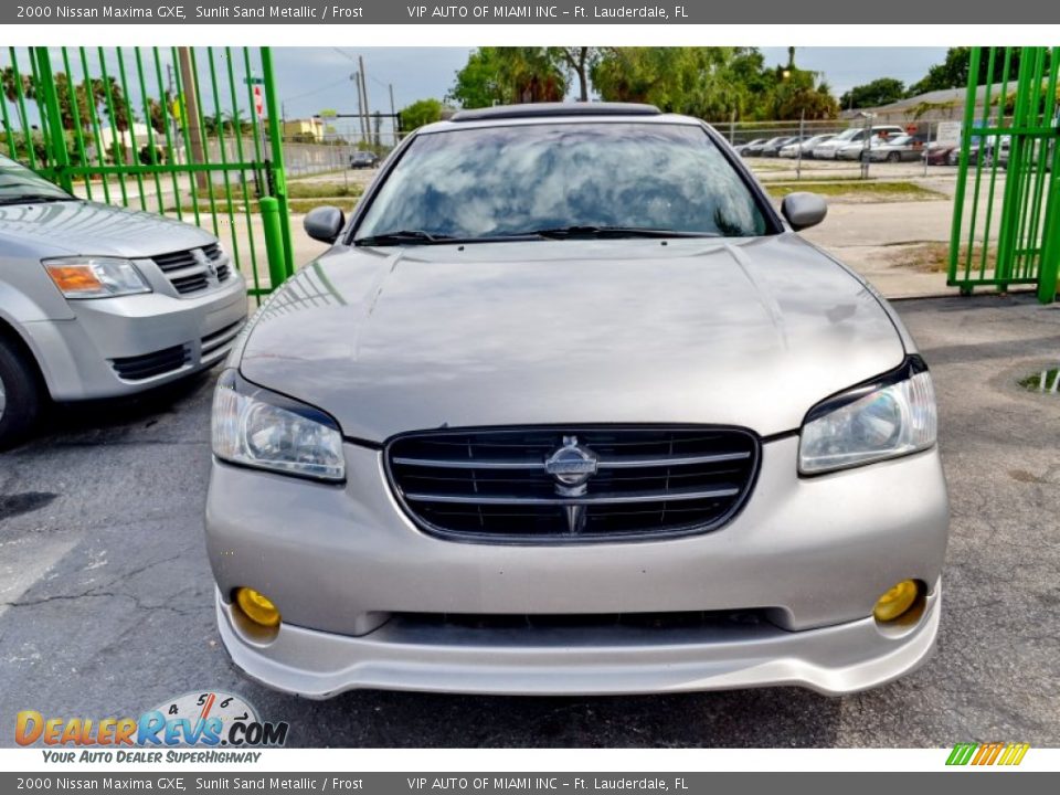 2000 Nissan Maxima GXE Sunlit Sand Metallic / Frost Photo #35