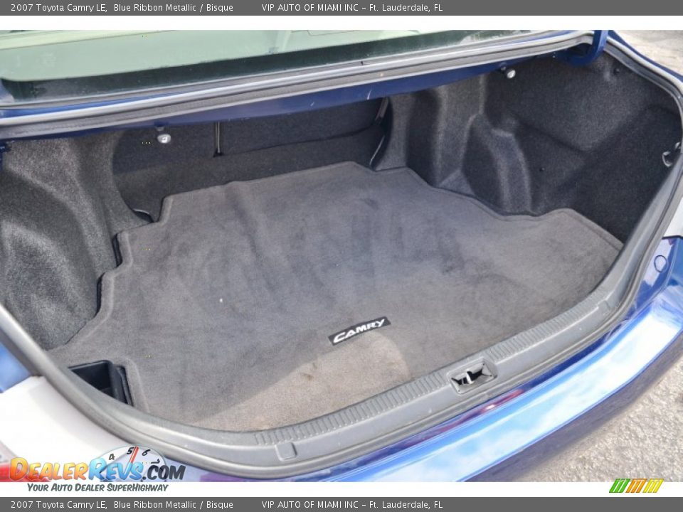 2007 Toyota Camry LE Trunk Photo #27