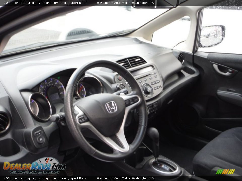 2013 Honda Fit Sport Midnight Plum Pearl / Sport Black Photo #10