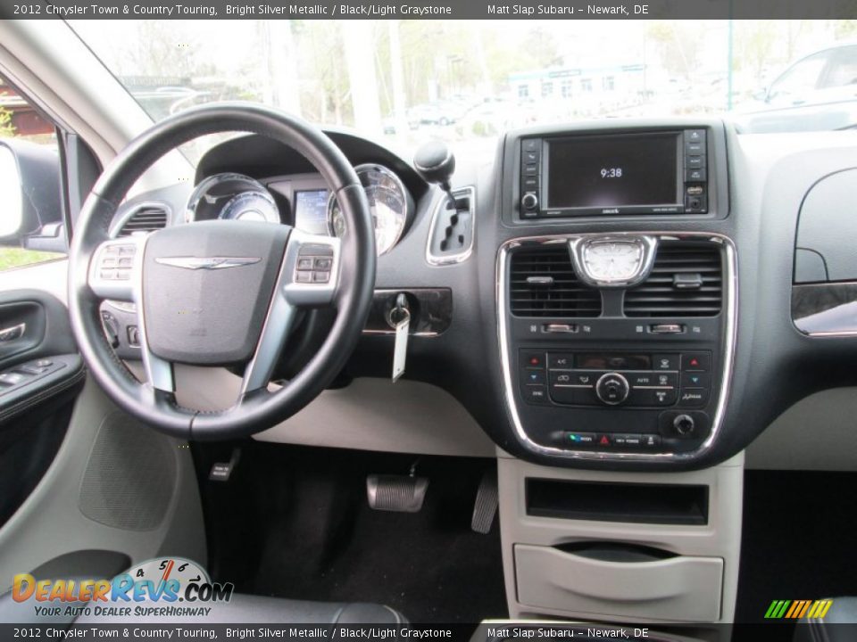 2012 Chrysler Town & Country Touring Bright Silver Metallic / Black/Light Graystone Photo #16