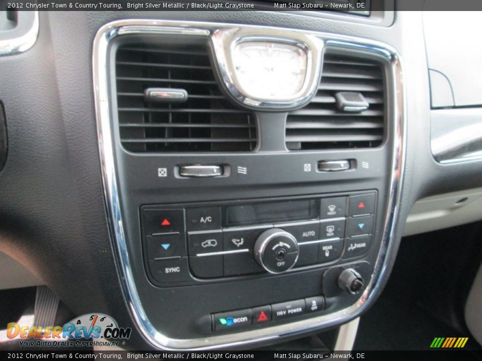 2012 Chrysler Town & Country Touring Bright Silver Metallic / Black/Light Graystone Photo #27