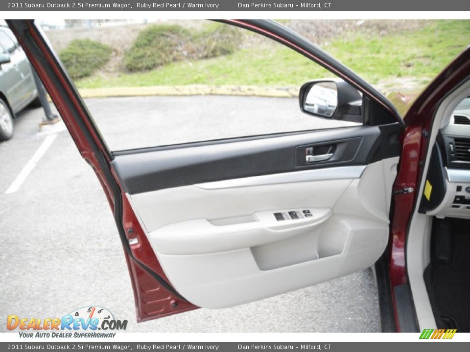2011 Subaru Outback 2.5i Premium Wagon Ruby Red Pearl / Warm Ivory Photo #19