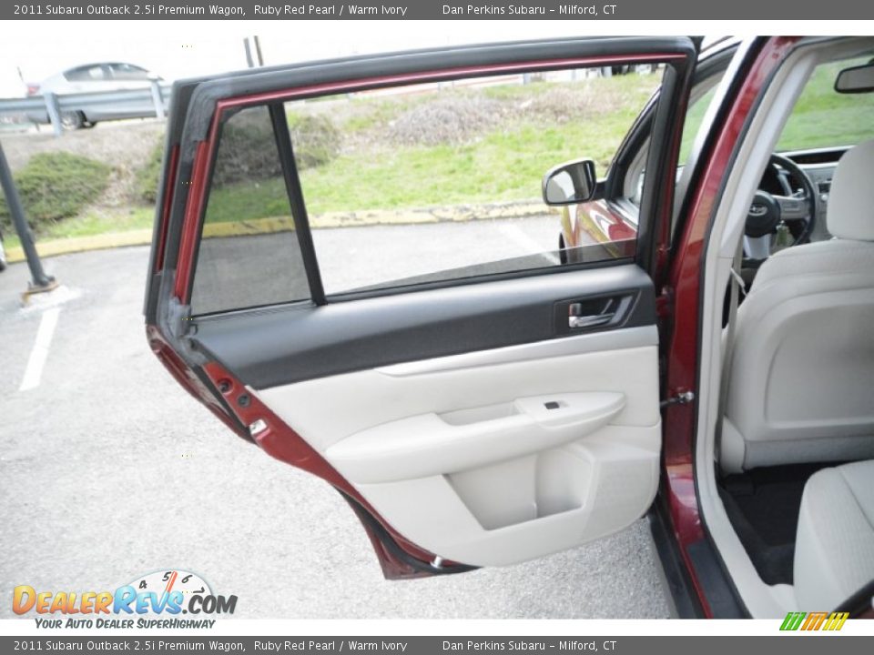 2011 Subaru Outback 2.5i Premium Wagon Ruby Red Pearl / Warm Ivory Photo #20