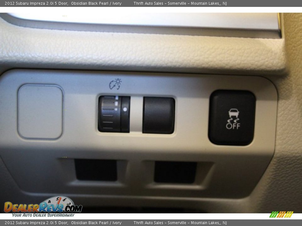 2012 Subaru Impreza 2.0i 5 Door Obsidian Black Pearl / Ivory Photo #25
