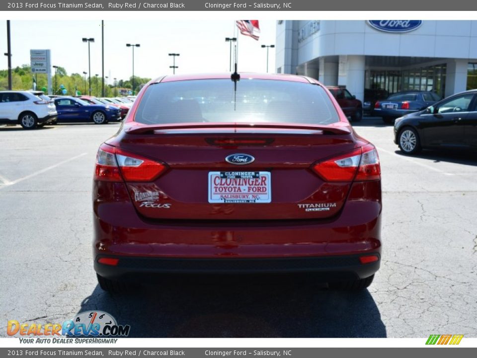 2013 Ford Focus Titanium Sedan Ruby Red / Charcoal Black Photo #4