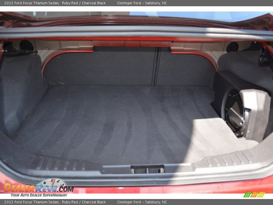 2013 Ford Focus Titanium Sedan Ruby Red / Charcoal Black Photo #14