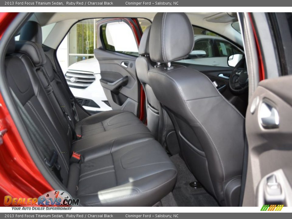 2013 Ford Focus Titanium Sedan Ruby Red / Charcoal Black Photo #15