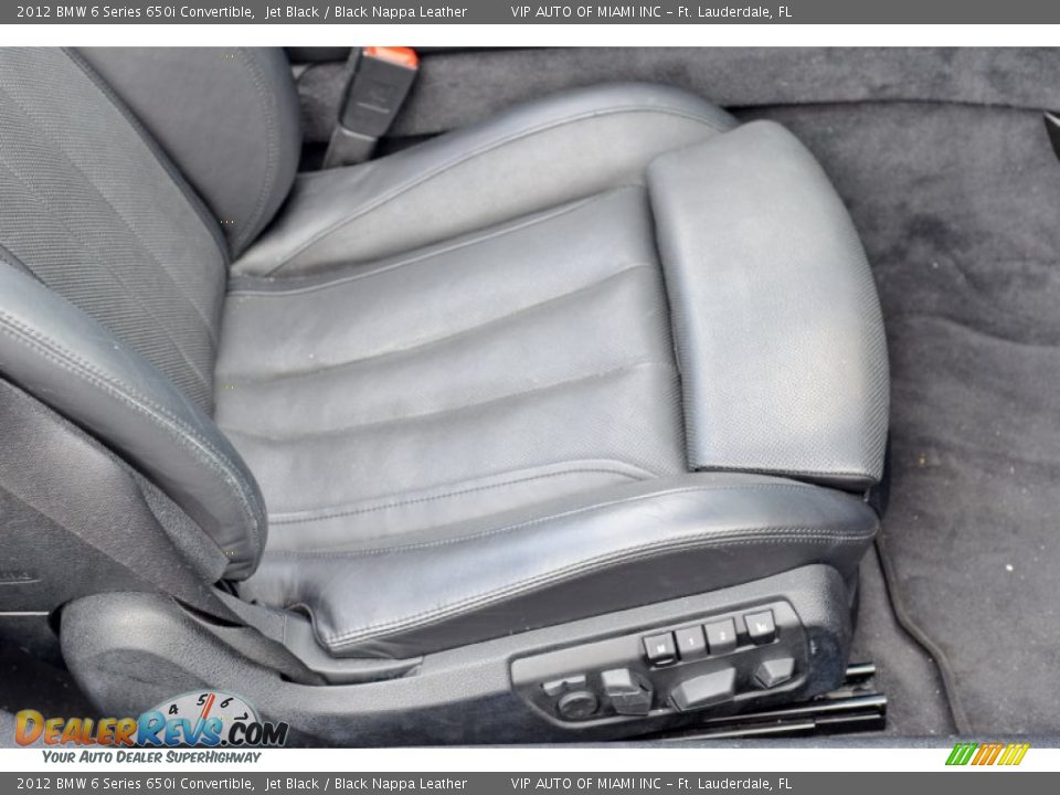 Front Seat of 2012 BMW 6 Series 650i Convertible Photo #23
