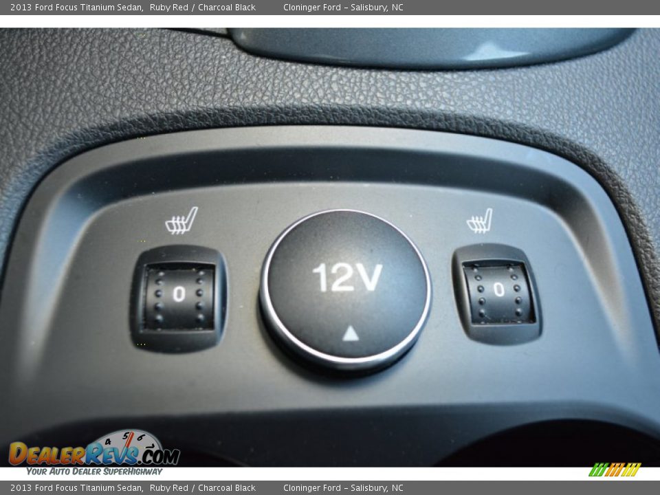 2013 Ford Focus Titanium Sedan Ruby Red / Charcoal Black Photo #25