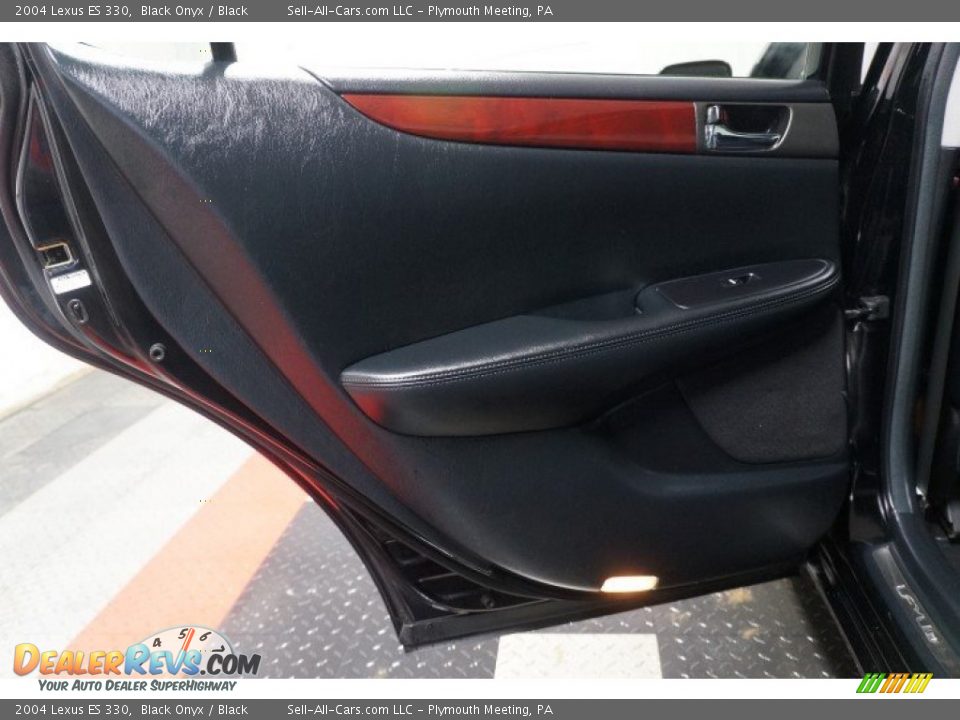 2004 Lexus ES 330 Black Onyx / Black Photo #15