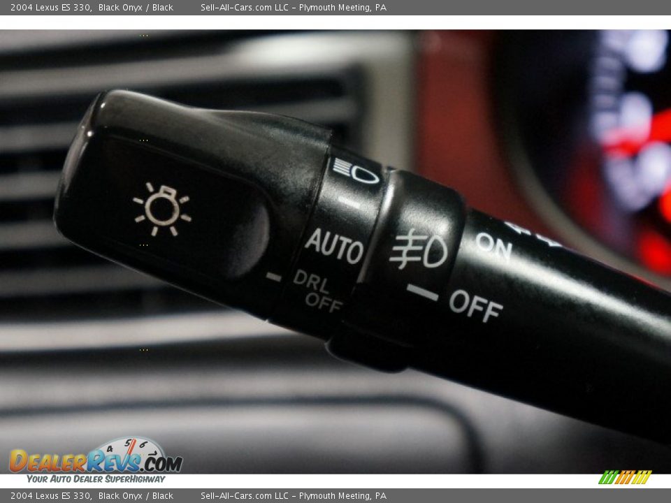 2004 Lexus ES 330 Black Onyx / Black Photo #25