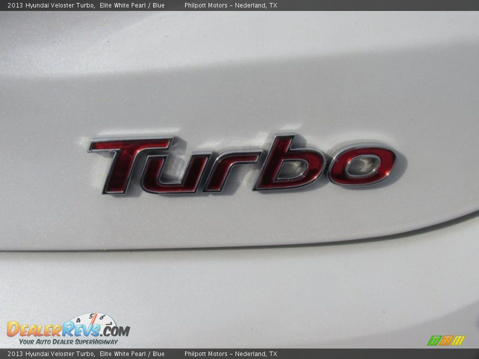 2013 Hyundai Veloster Turbo Elite White Pearl / Blue Photo #15