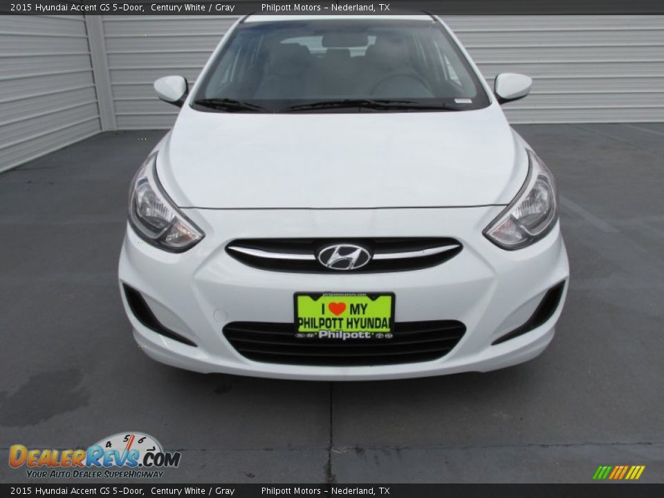 2015 Hyundai Accent GS 5-Door Century White / Gray Photo #8