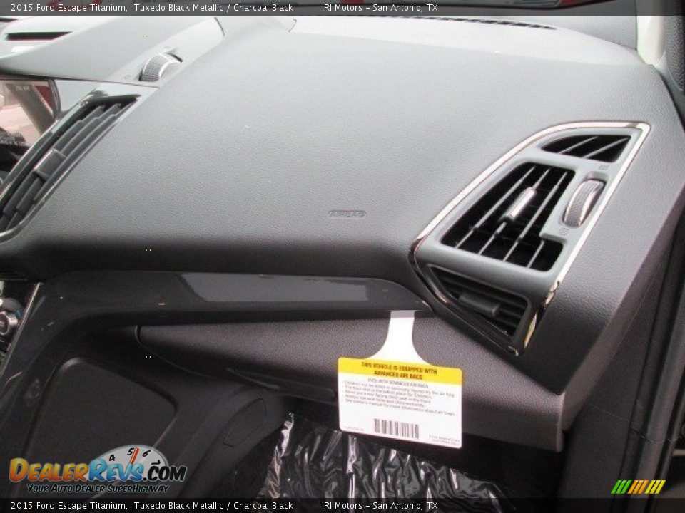 2015 Ford Escape Titanium Tuxedo Black Metallic / Charcoal Black Photo #35